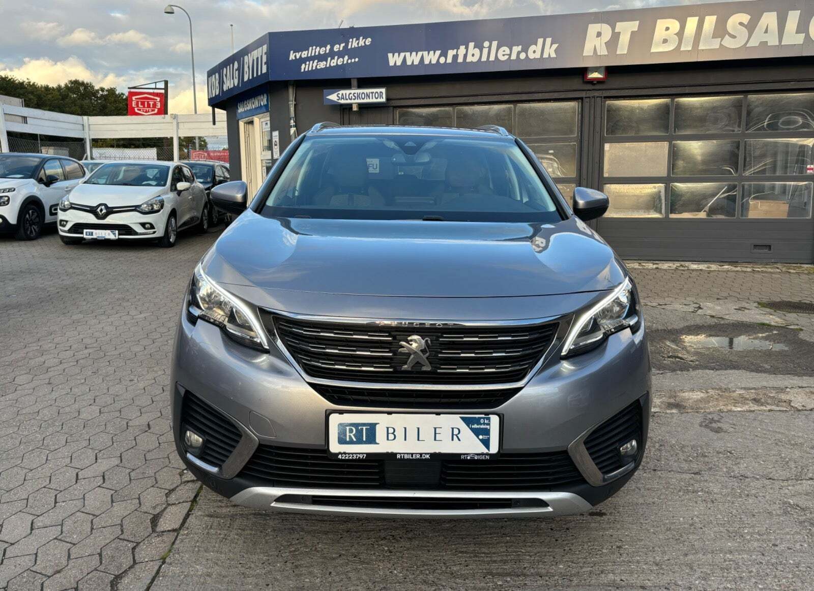Peugeot 5008 1,6 BlueHDi 120 Allure 7prs