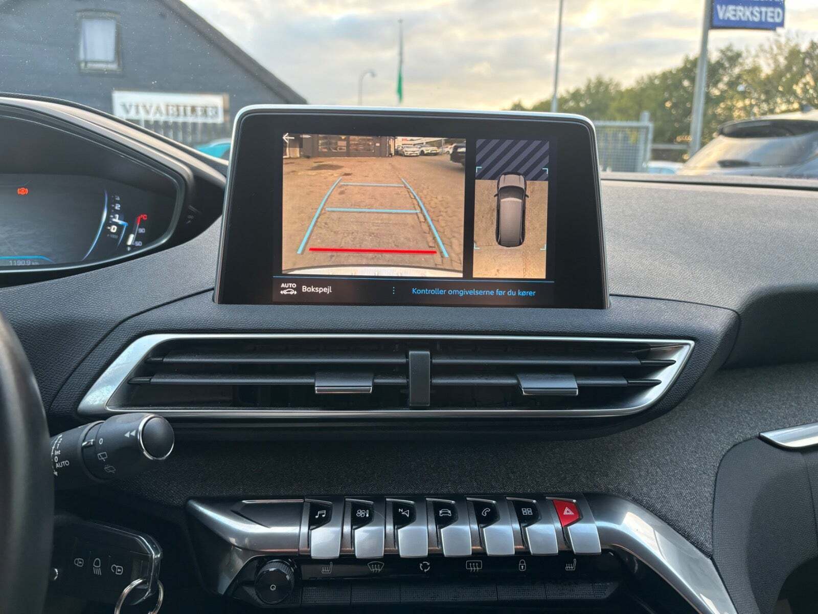 Hvid Peugeot 5008 fra 2017