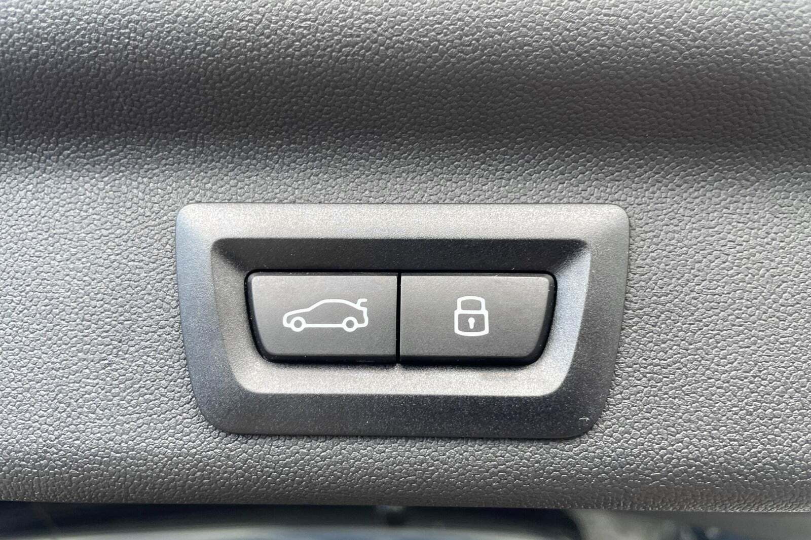 Grå Mini Countryman E fra 2025