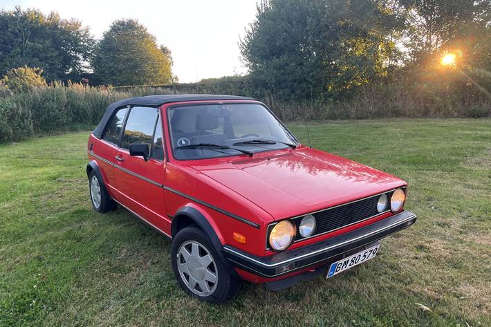 Rød VW Golf I fra 1986