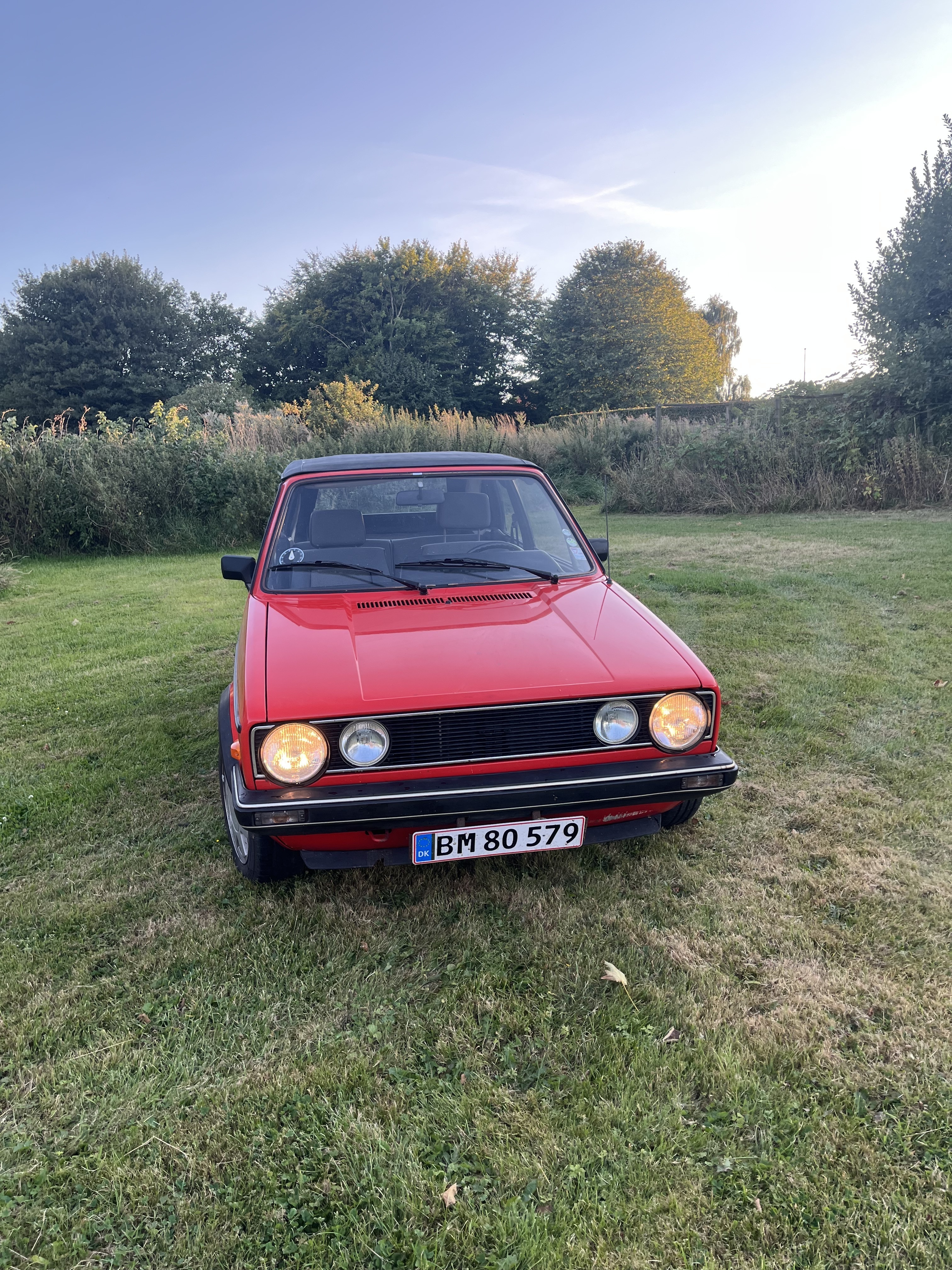 Rød VW Golf I fra 1986