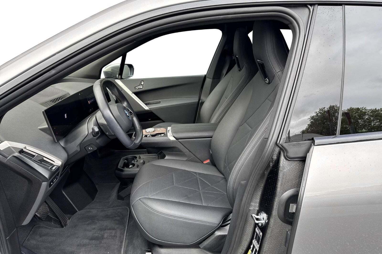 BMW iX xDrive40