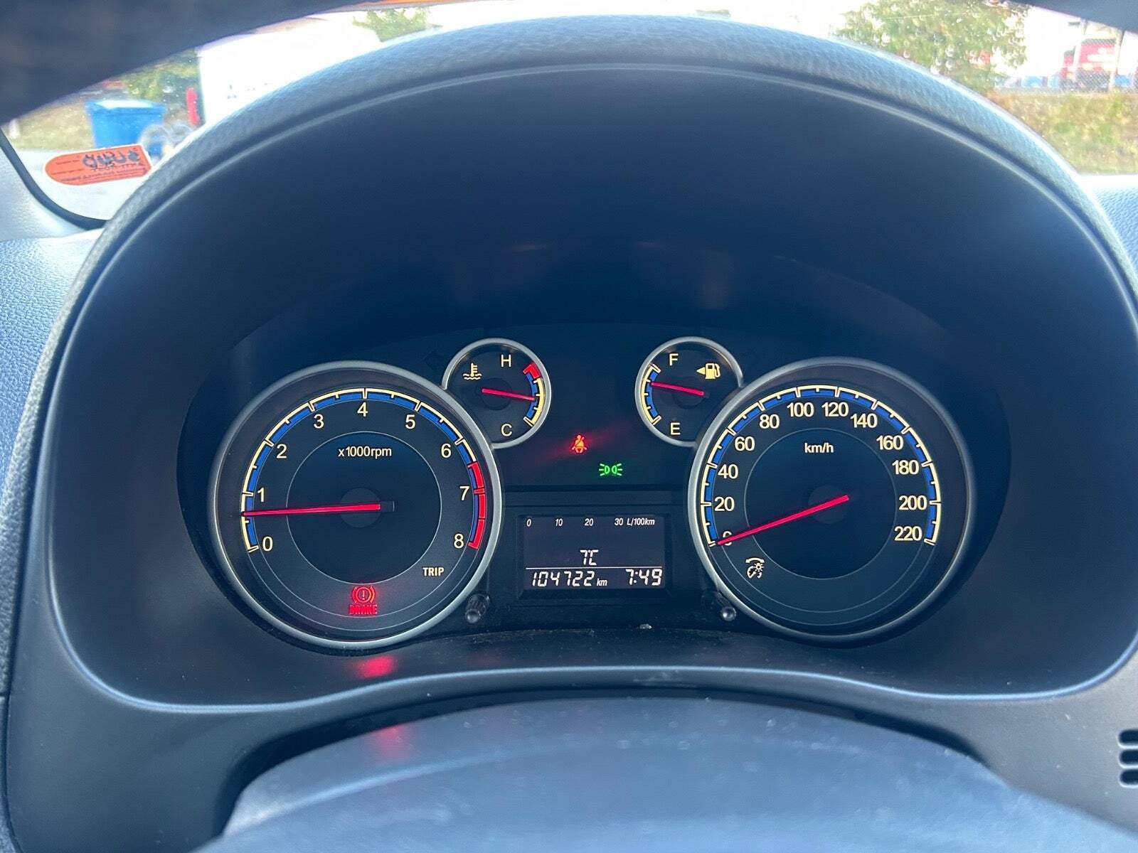 Grå Suzuki SX4 fra 2013