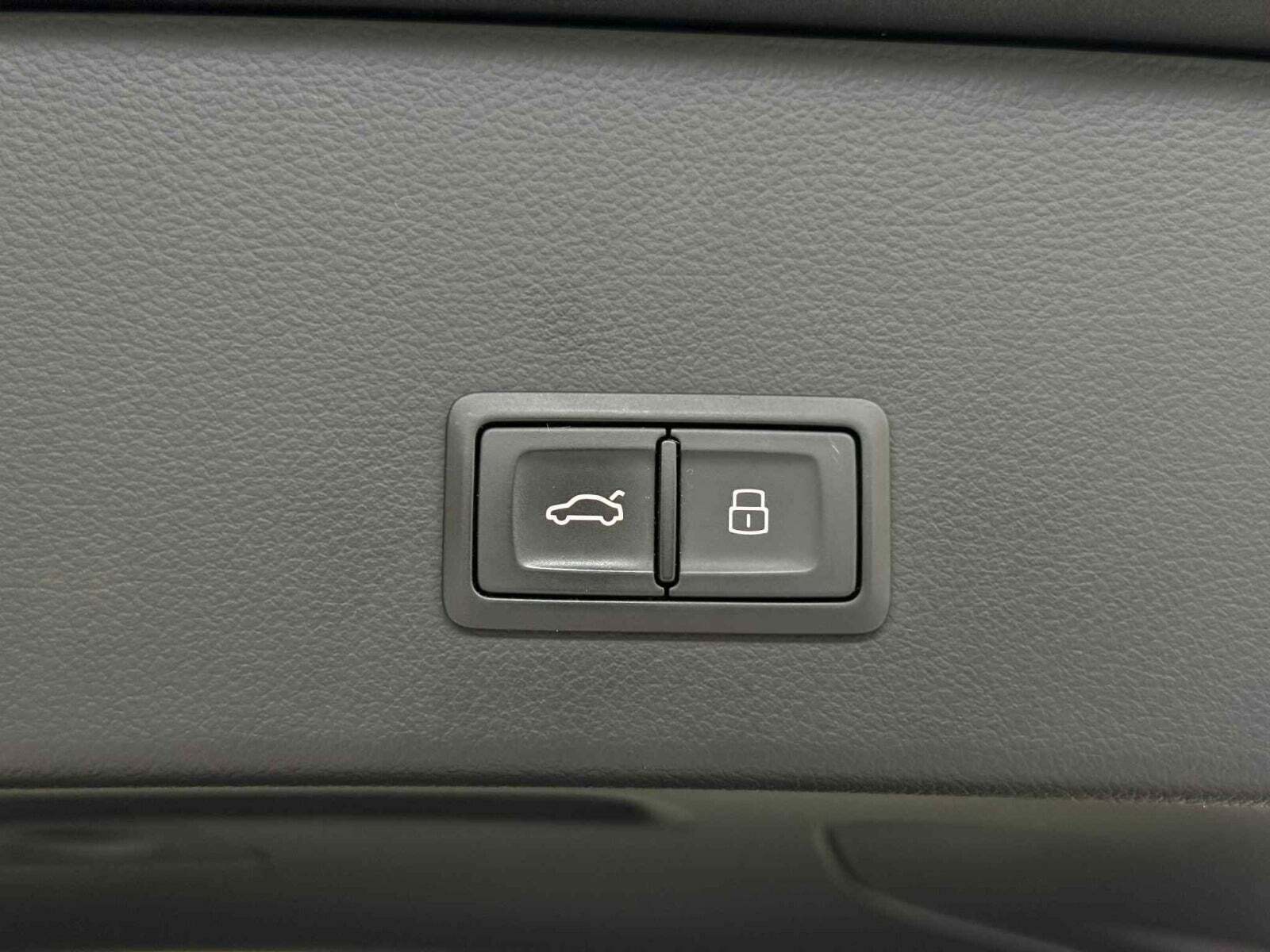 Grå Audi A6 fra 2015