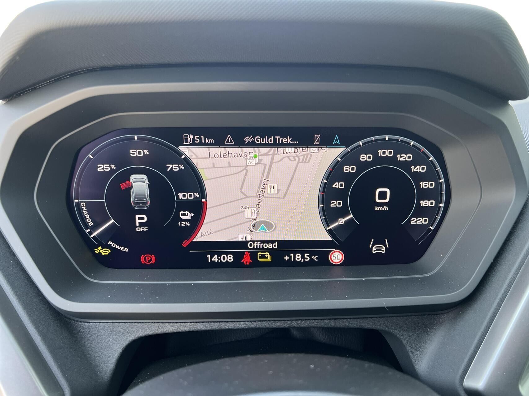 Blå Audi Q4 fra 2025