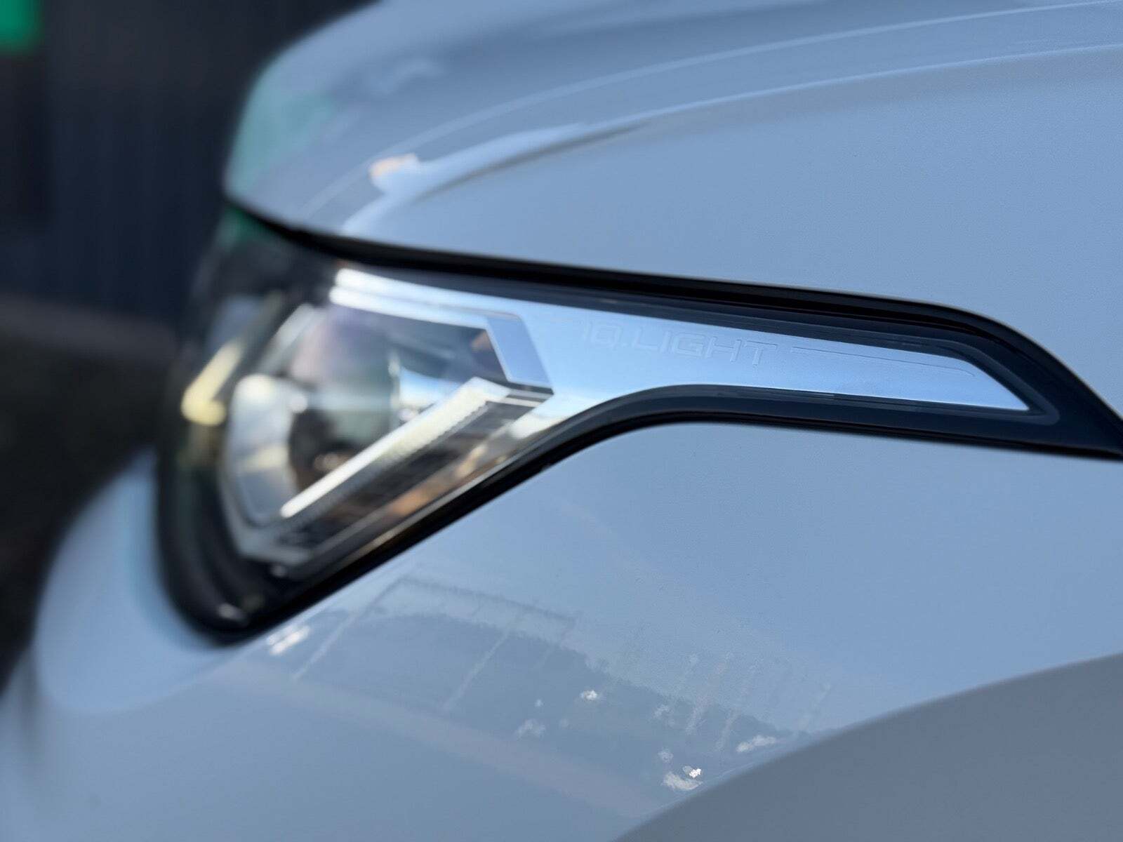 Hvid VW Tiguan fra 2021