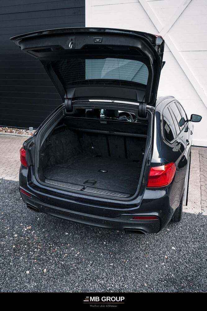 Sort BMW 520d fra 2018