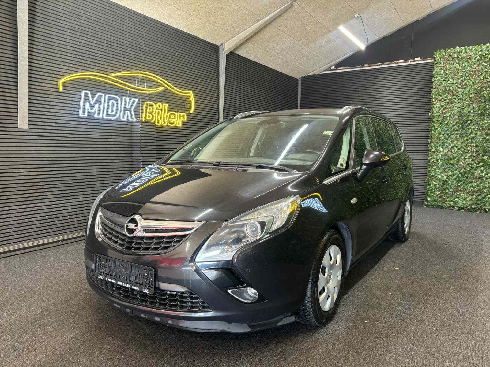 Opel Zafira Tourer 1,4 T 140 Cosmo eco 7prs