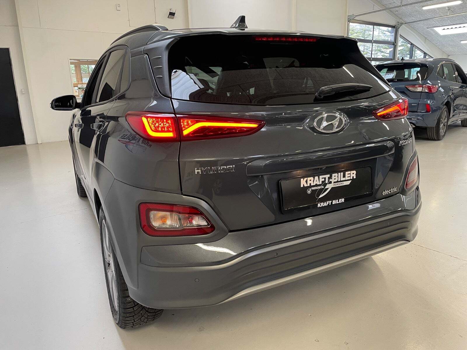 Hyundai Kona 64 EV Essential