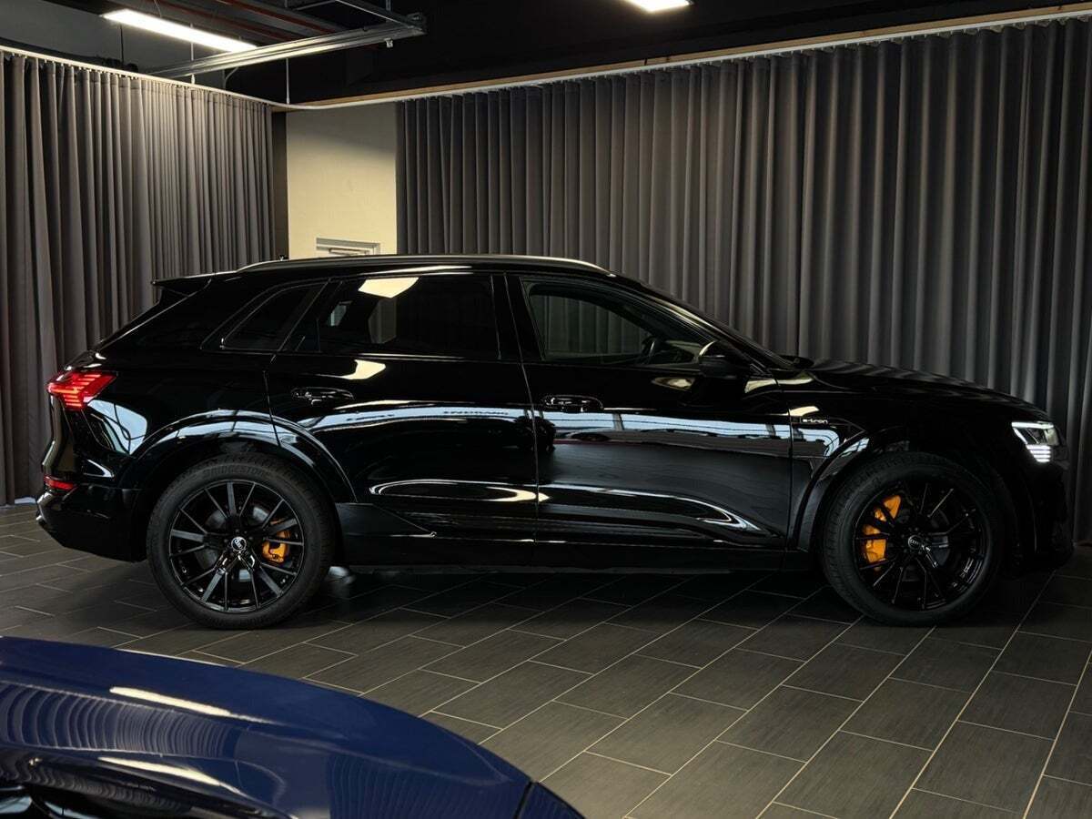 Audi e-tron 55 S-line quattro