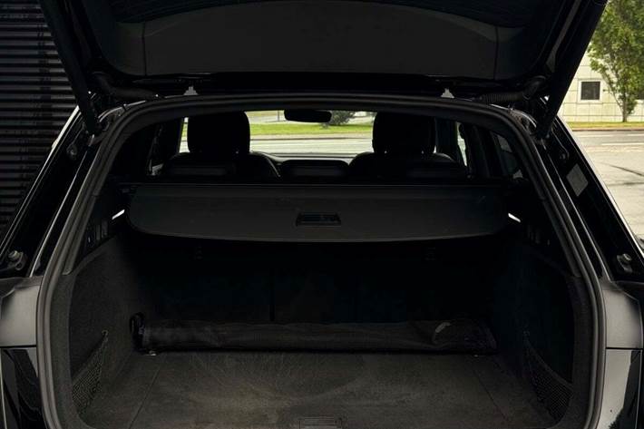 Sort Audi e-tron fra 2022