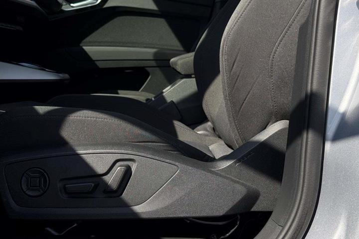 Sort Audi Q4 e-tron fra 2023