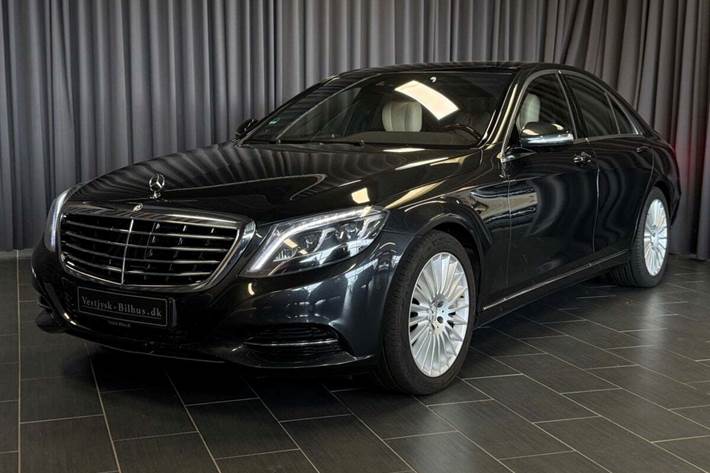 Sort Mercedes S500 fra 2014
