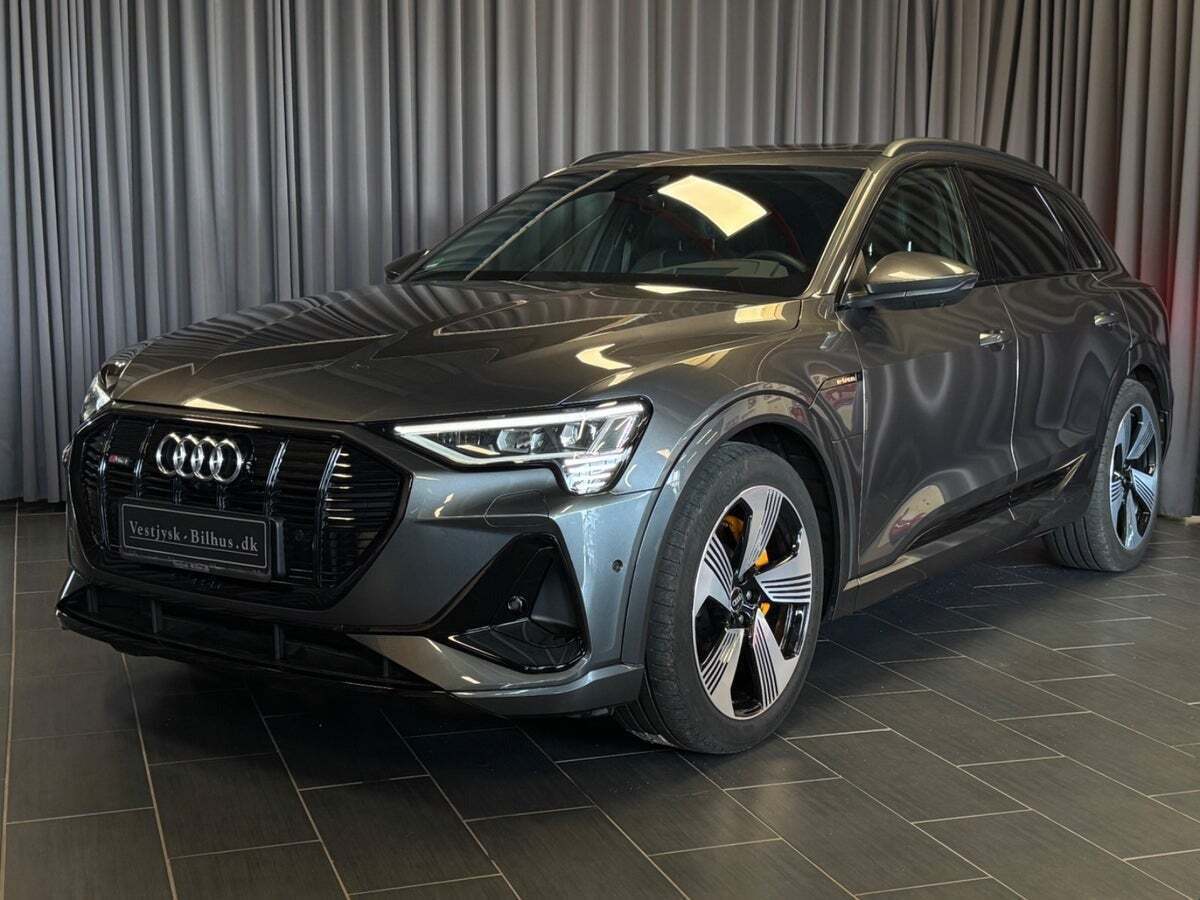 Audi e-tron 55 S-line quattro