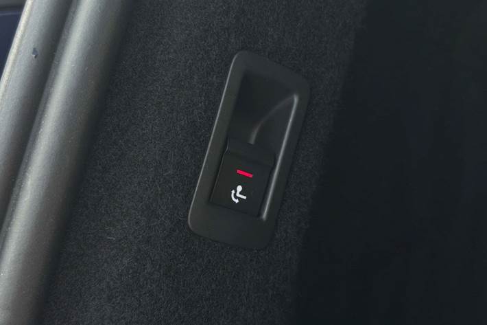 Blå Audi Q4 e-tron fra 2022