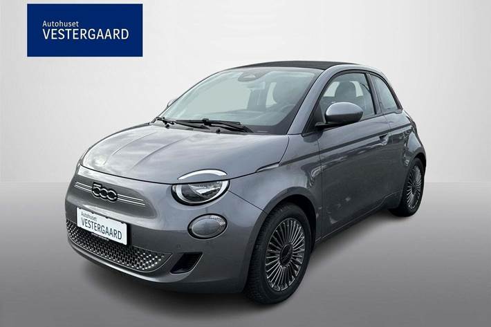 Grå Fiat 500e fra 2022 set udefra