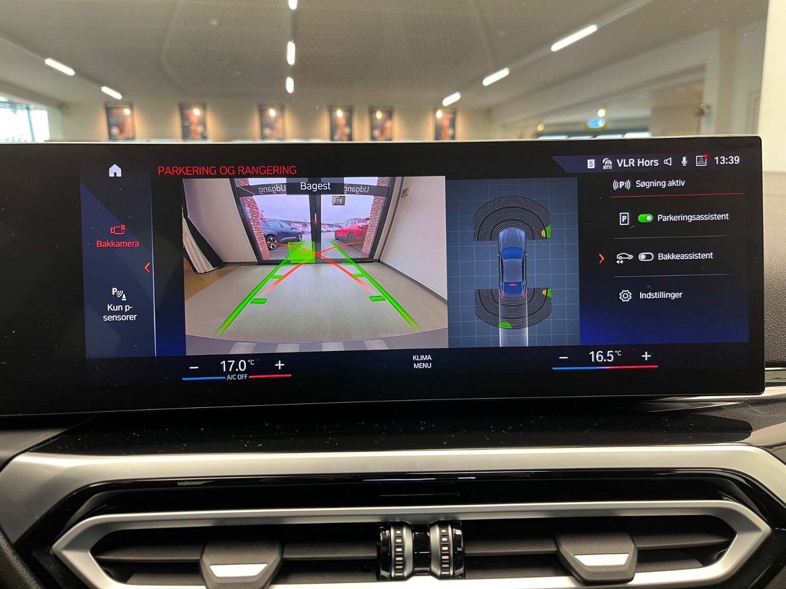 Grå BMW i4 fra 2023