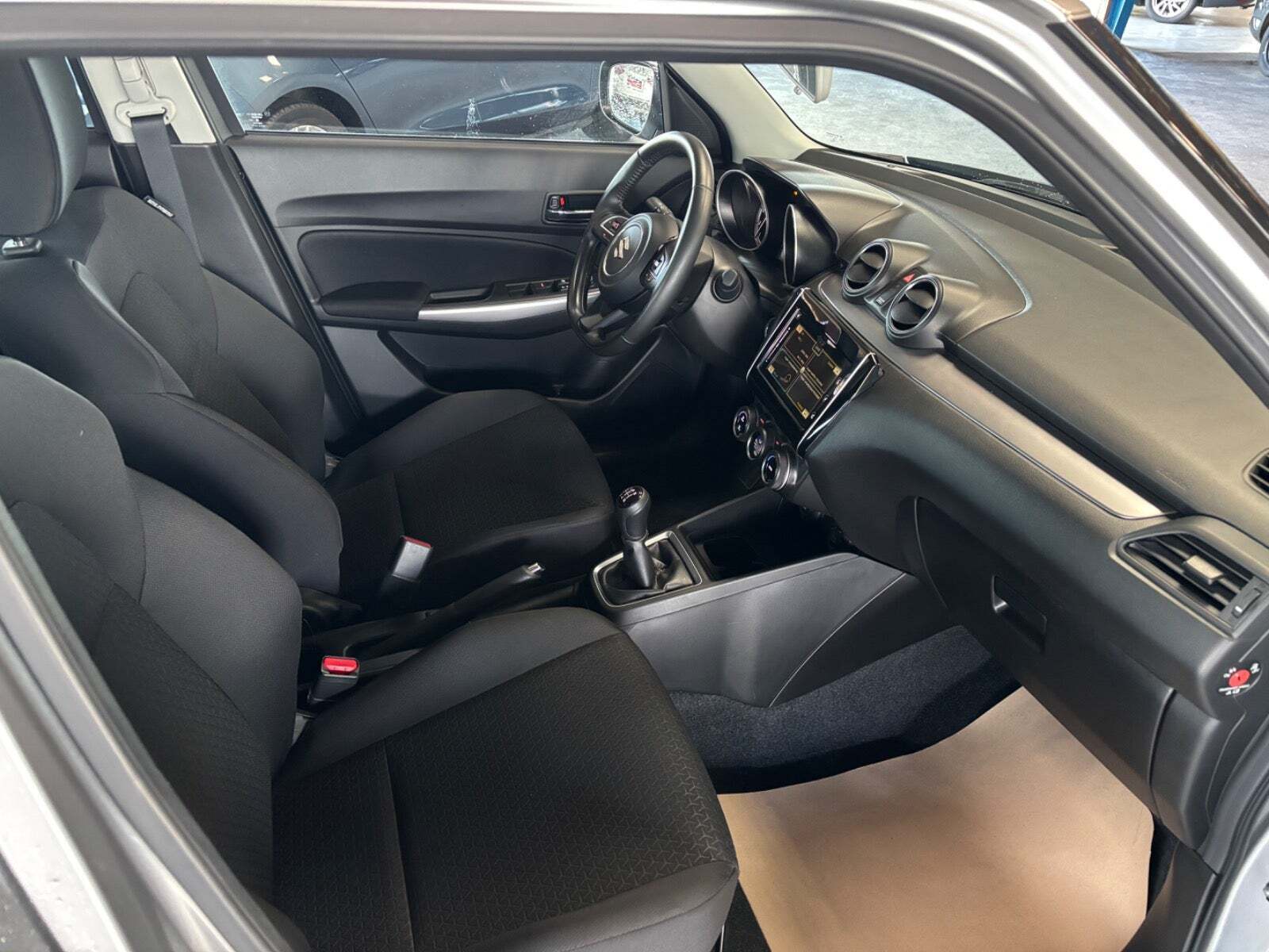 Suzuki Swift 1,2 mHybrid Exclusive