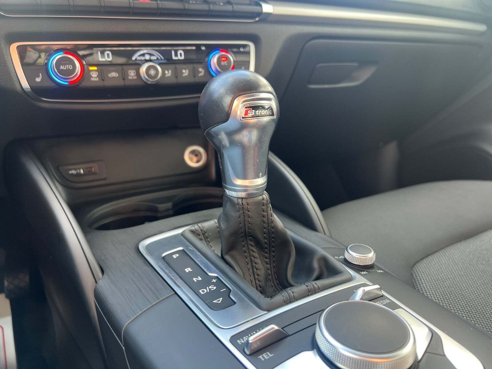 Sort Audi A3 fra 2017