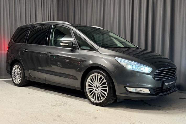 Sort Ford Galaxy fra 2019 set udefra