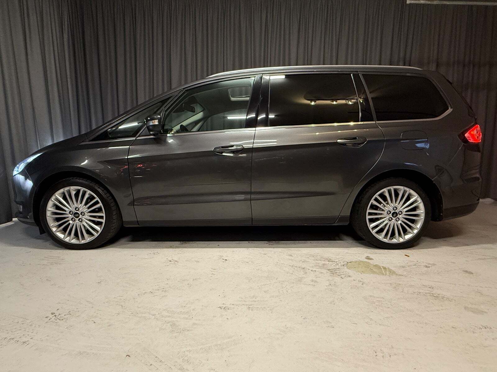 Ford Galaxy 2,0 EcoBlue Titanium aut. 7prs