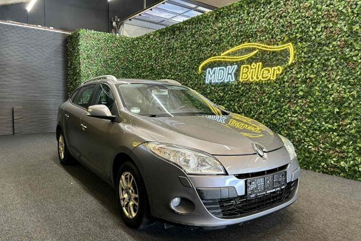 undefined Renault Megane III fra 2011 set udefra