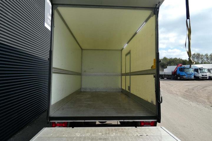 Hvid Iveco Daily fra 2021