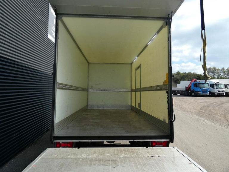 Iveco Daily 2,3 35S16 Alukasse m/lift AG8