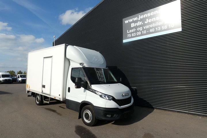 Hvid Iveco Daily fra 2021