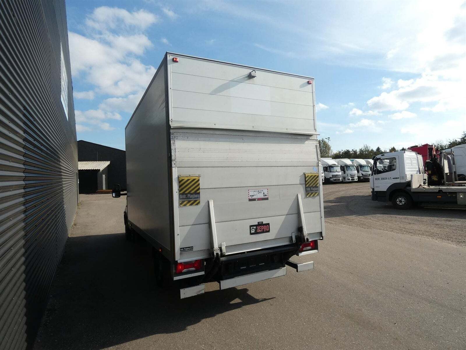 Hvid Iveco Daily fra 2021
