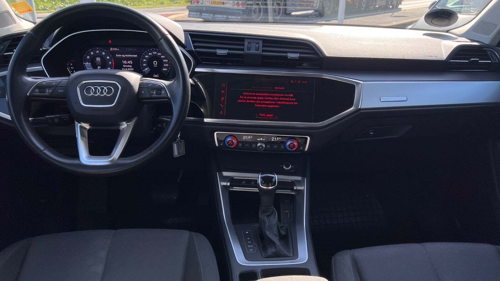 Hvid Audi Q3 fra 2020