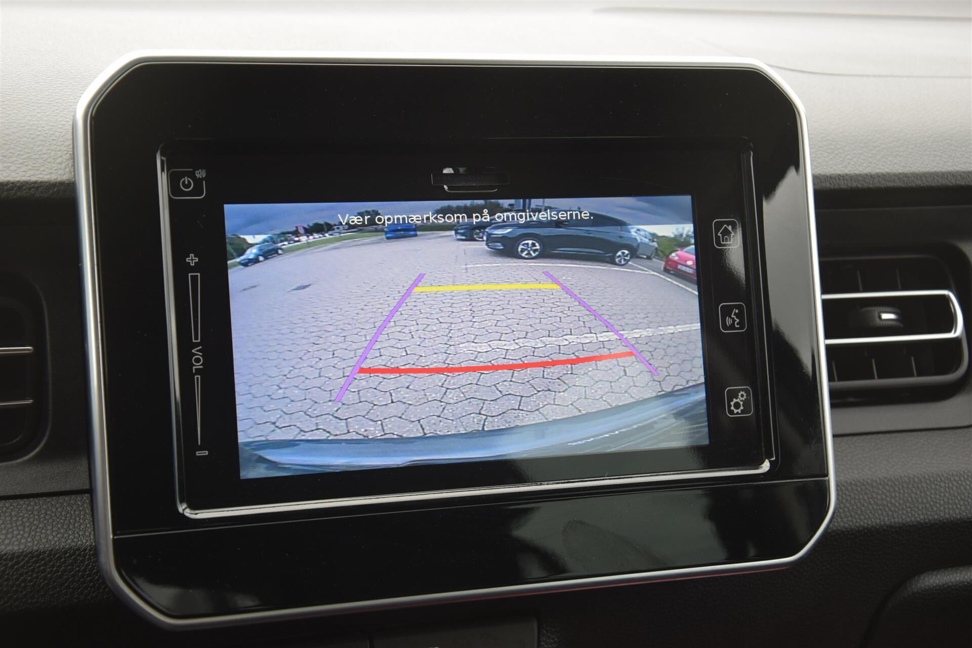 Grå Suzuki Ignis fra 2024