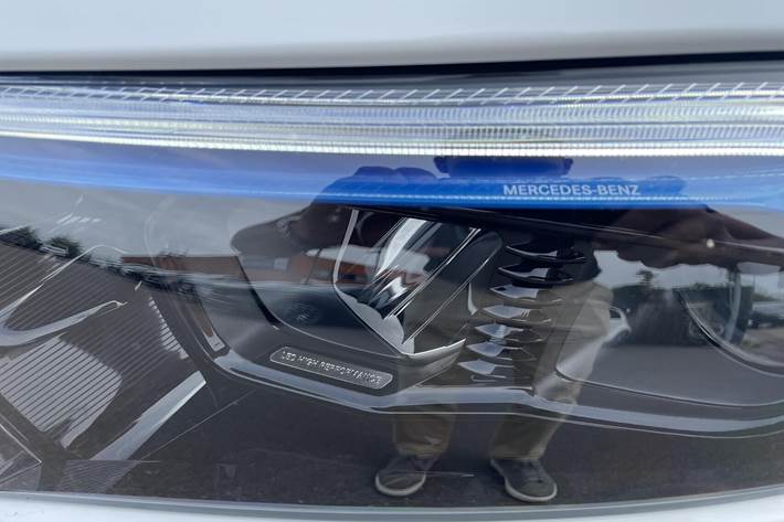 undefined Mercedes EQB 300 fra 2024