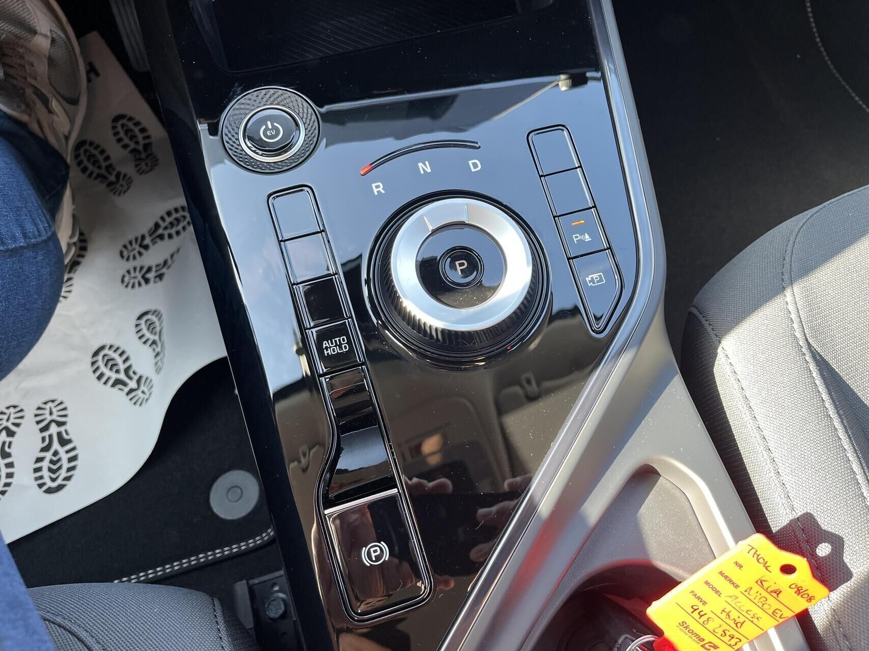 Hvid Kia Niro EV fra 2025