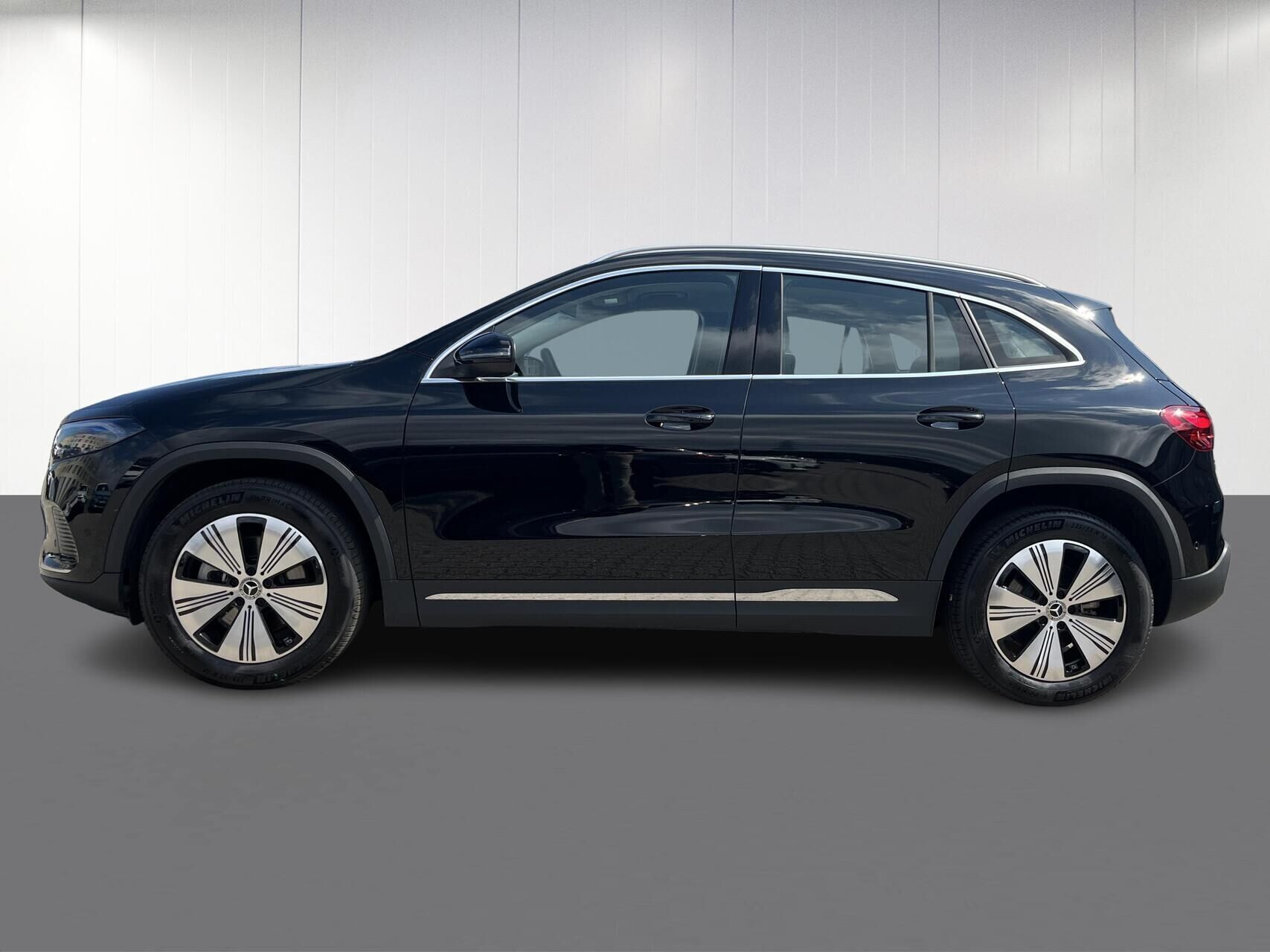 Mercedes EQA 300 EL 4Matic 228HK 5d Aut.