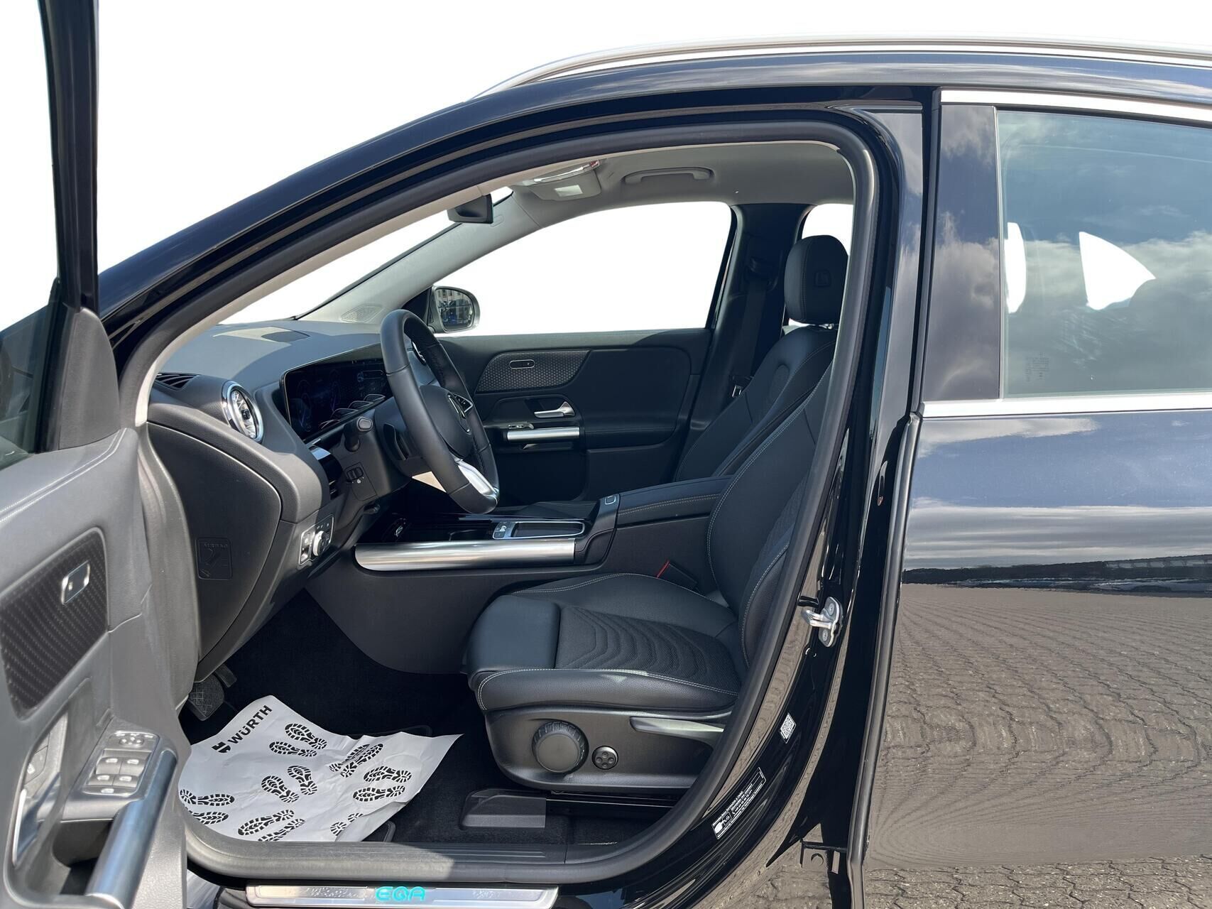 Mercedes EQA 300 EL 4Matic 228HK 5d Aut.