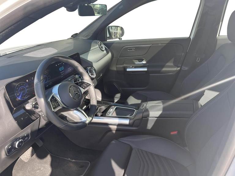 Mercedes EQA 300 EL Progressive 4Matic 228HK 5d Aut.