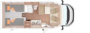 Hvid Mercedes Weinsberg fra 2023 set udefra