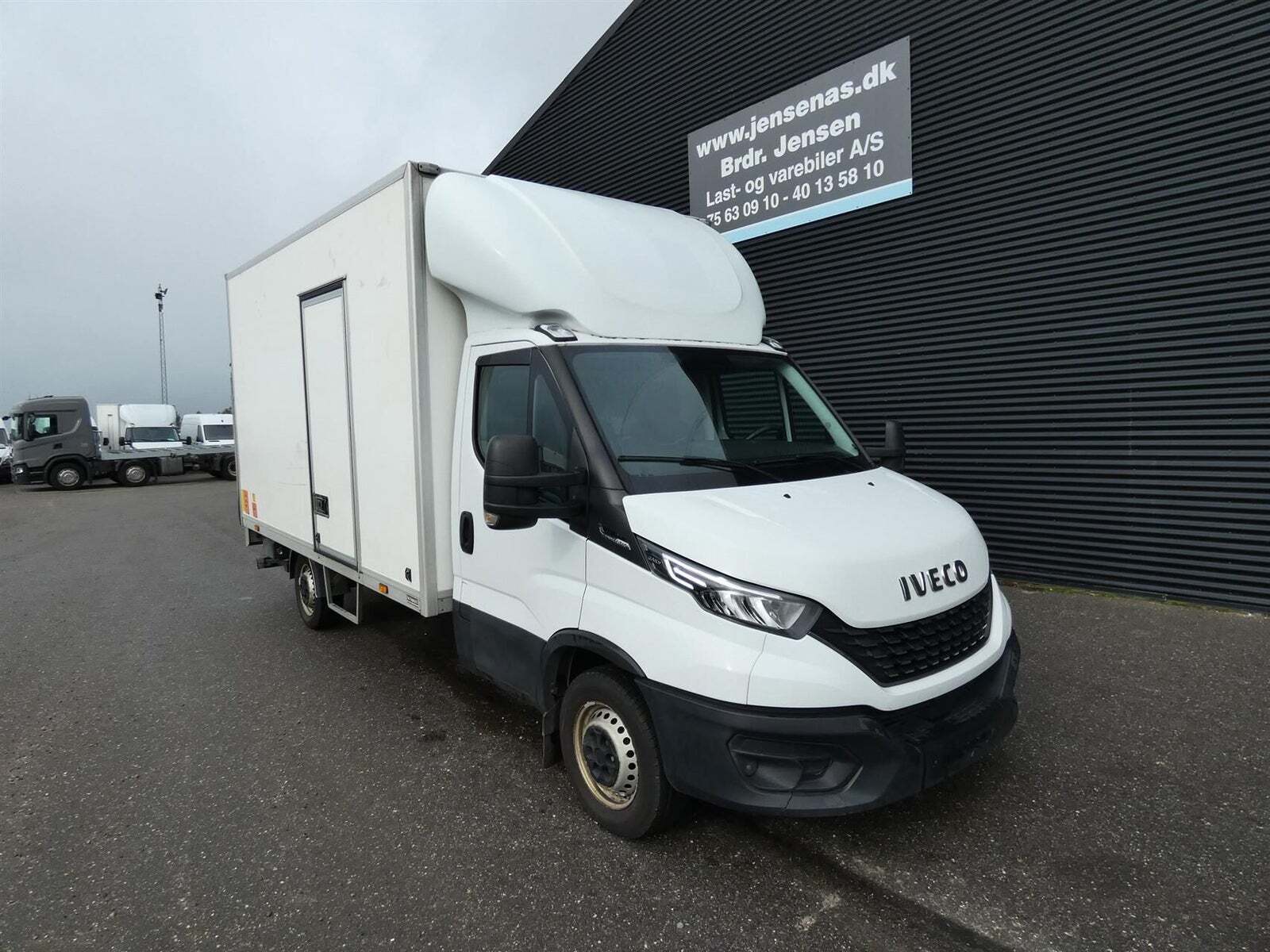 Iveco Daily 2,3 35S16 Alukasse m/lift AG8