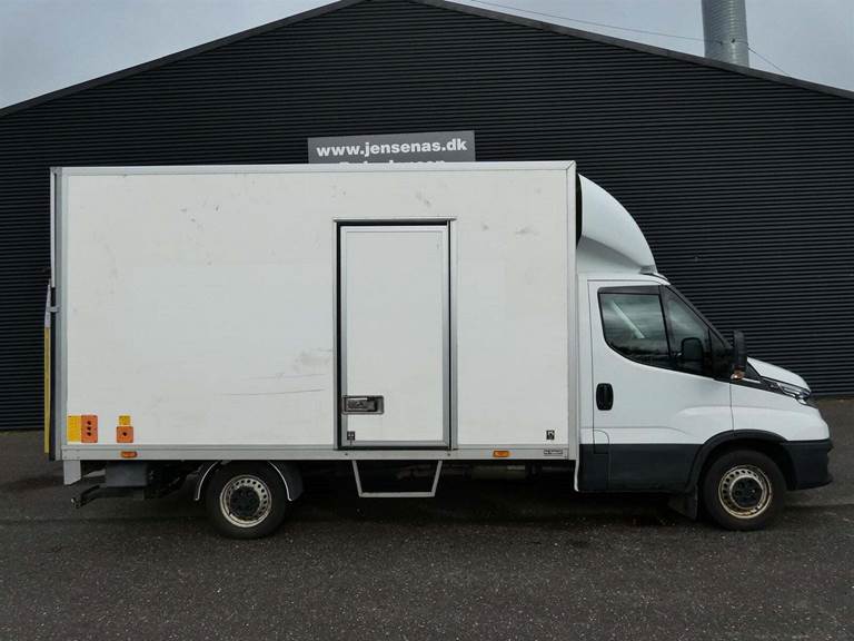 Iveco Daily 2,3 35S16 Alukasse m/lift AG8