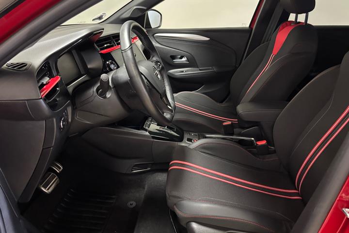Rød Opel Corsa-e fra 2023