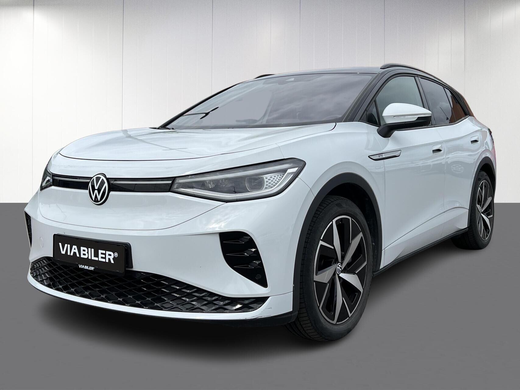 Hvid VW ID.4 fra 2021 set udefra