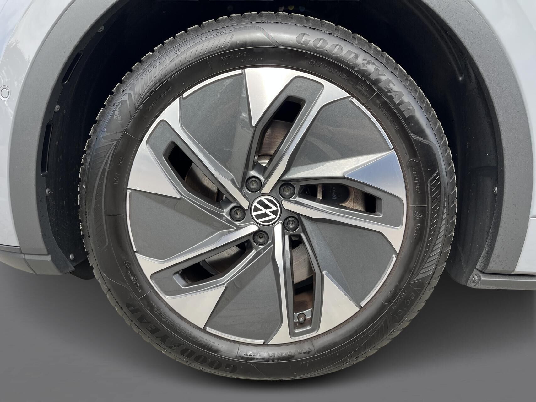 Grå VW ID.5 fra 2022