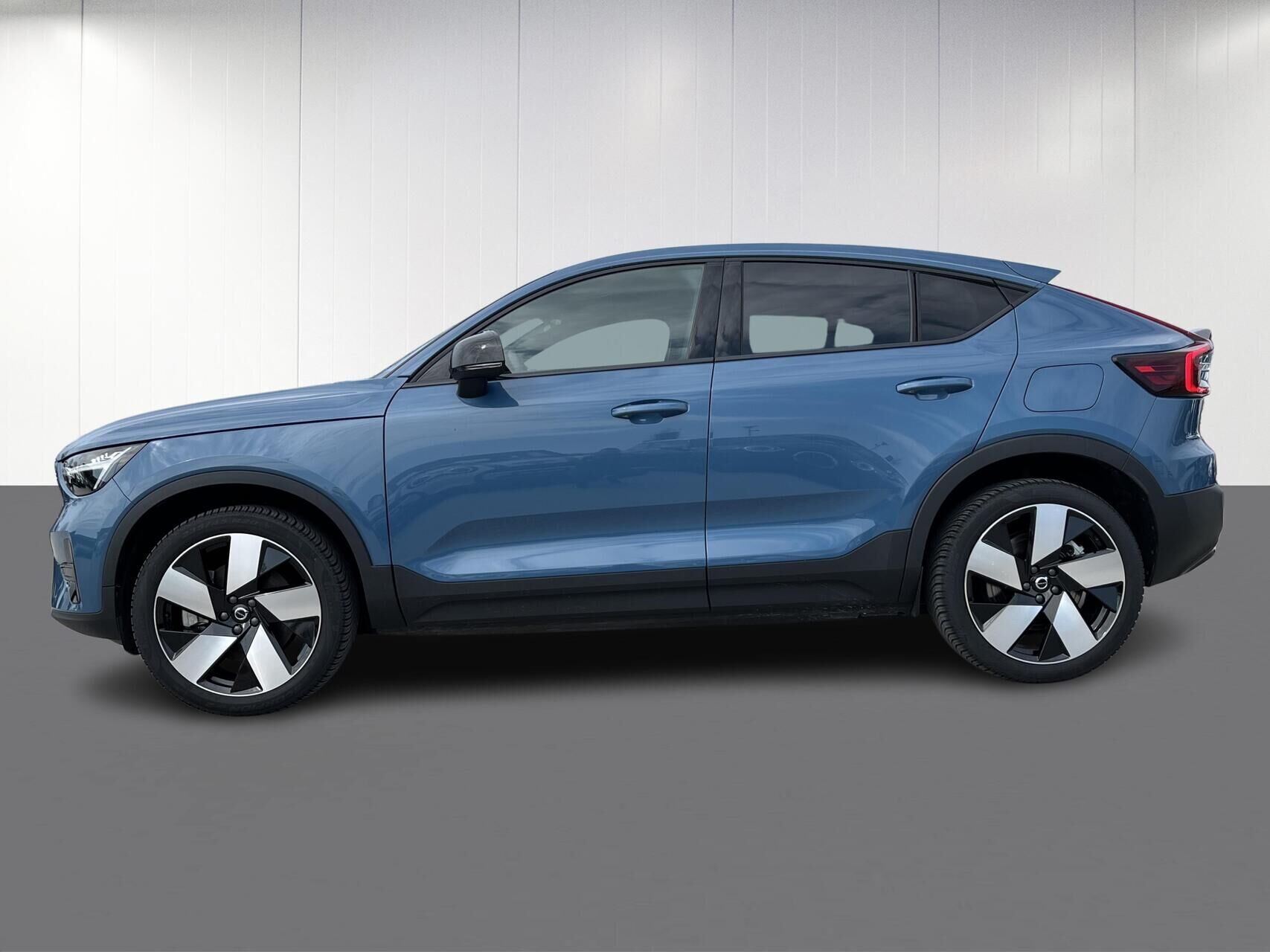 Volvo C40 Recharge Extended Range Plus 252HK 5d Aut.