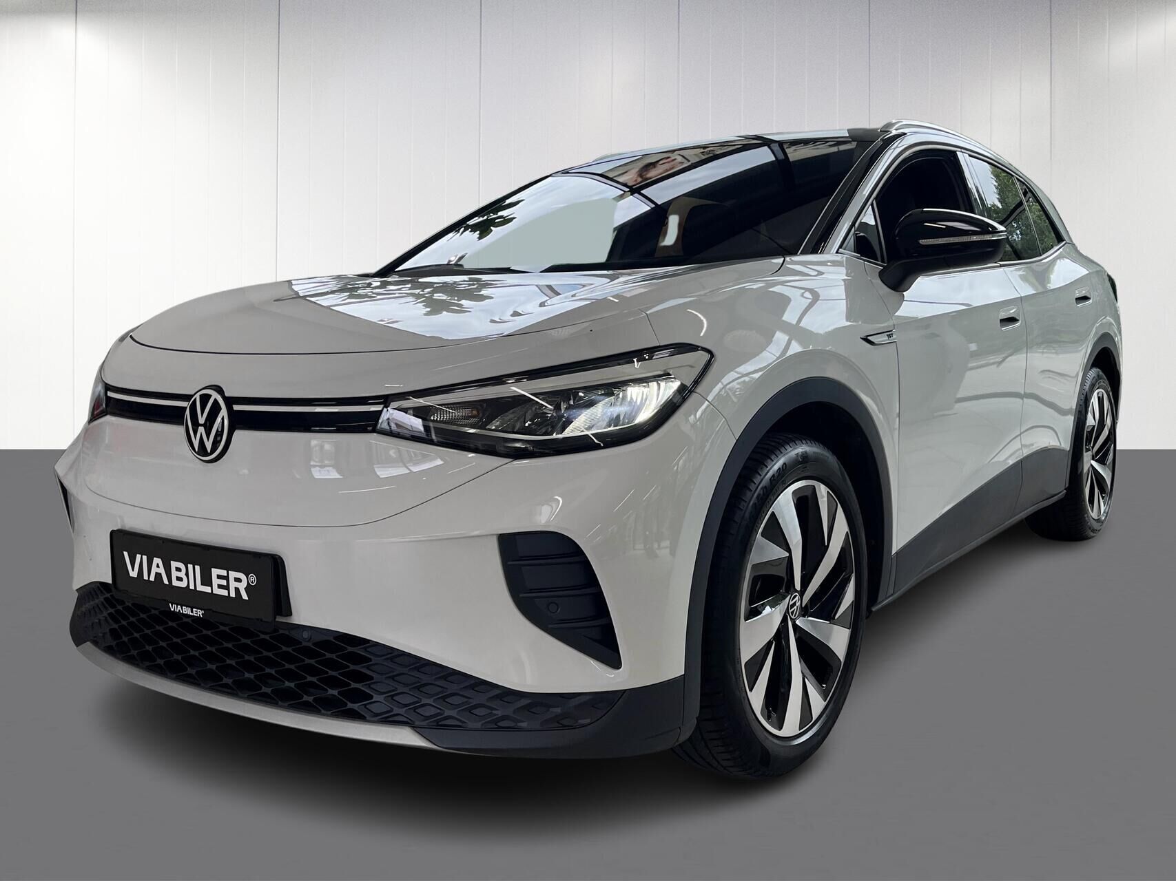 Hvid VW ID.4 fra 2021 set udefra