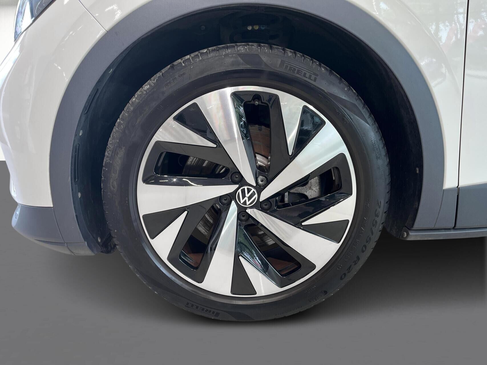 Hvid VW ID.4 fra 2021