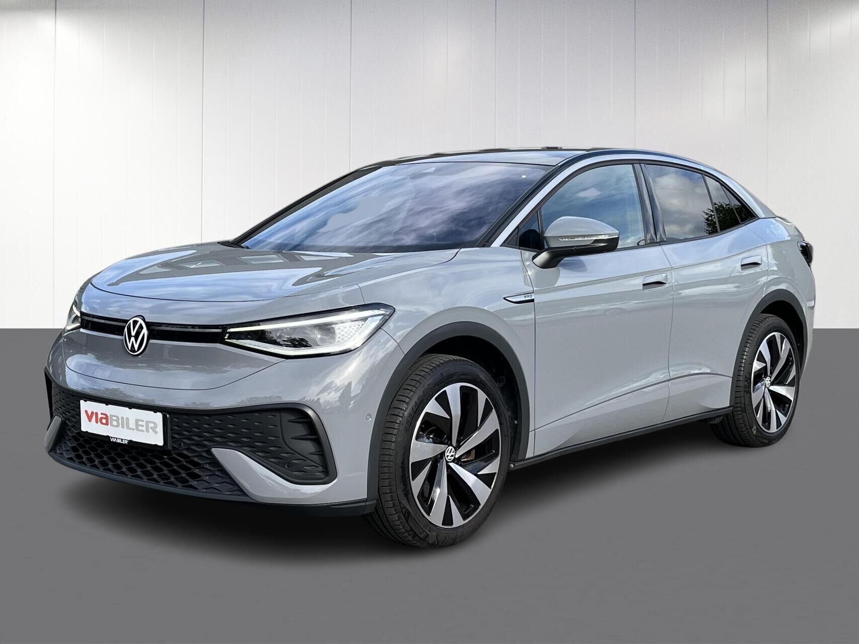 Grå VW ID.5 fra 2022 set udefra