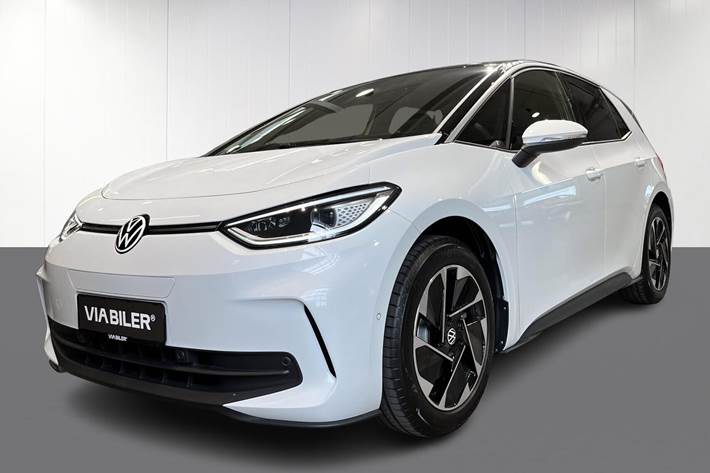 Hvid VW ID.3 fra 2025 set udefra