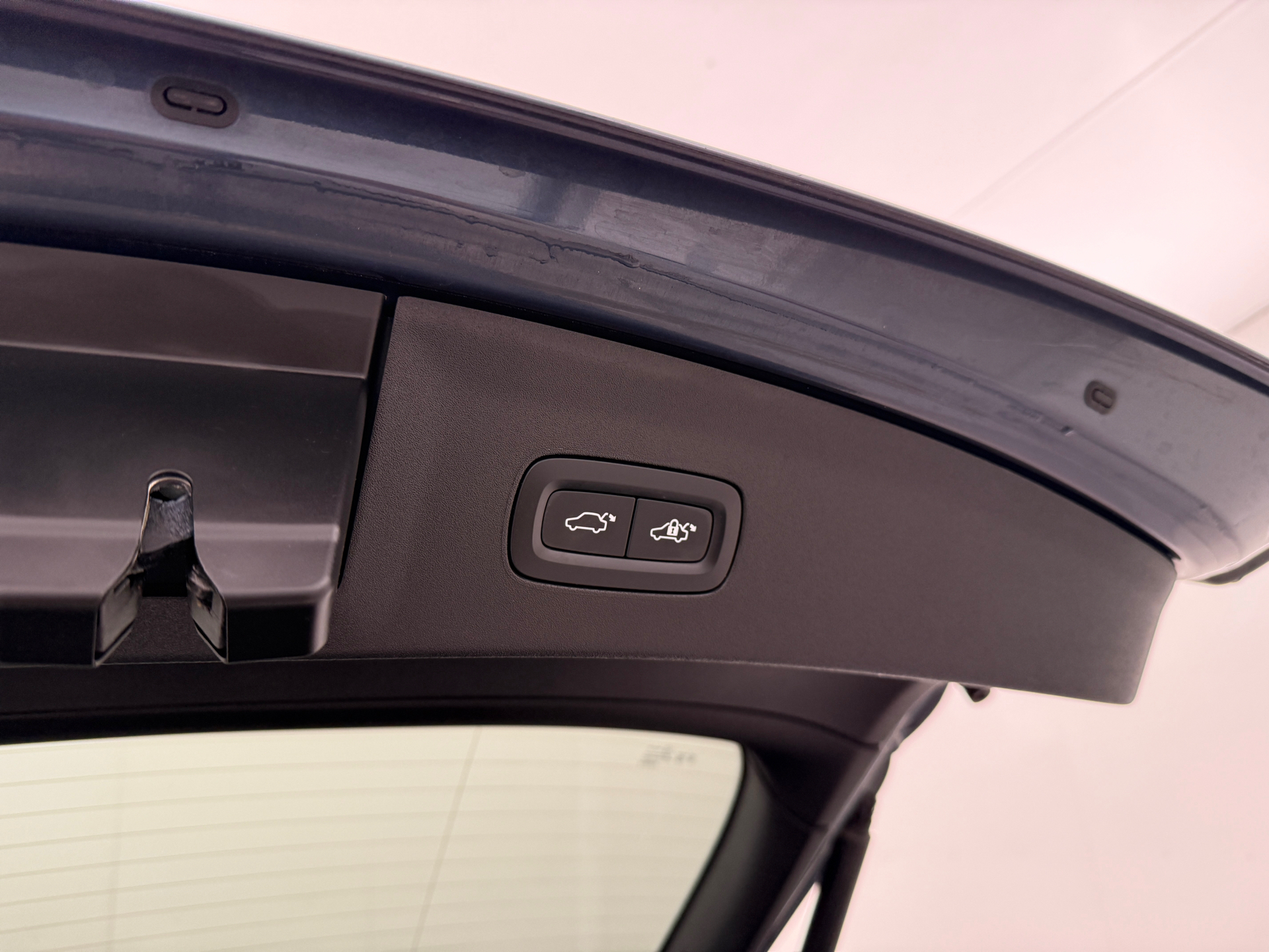 Blå Polestar 2 fra 2022