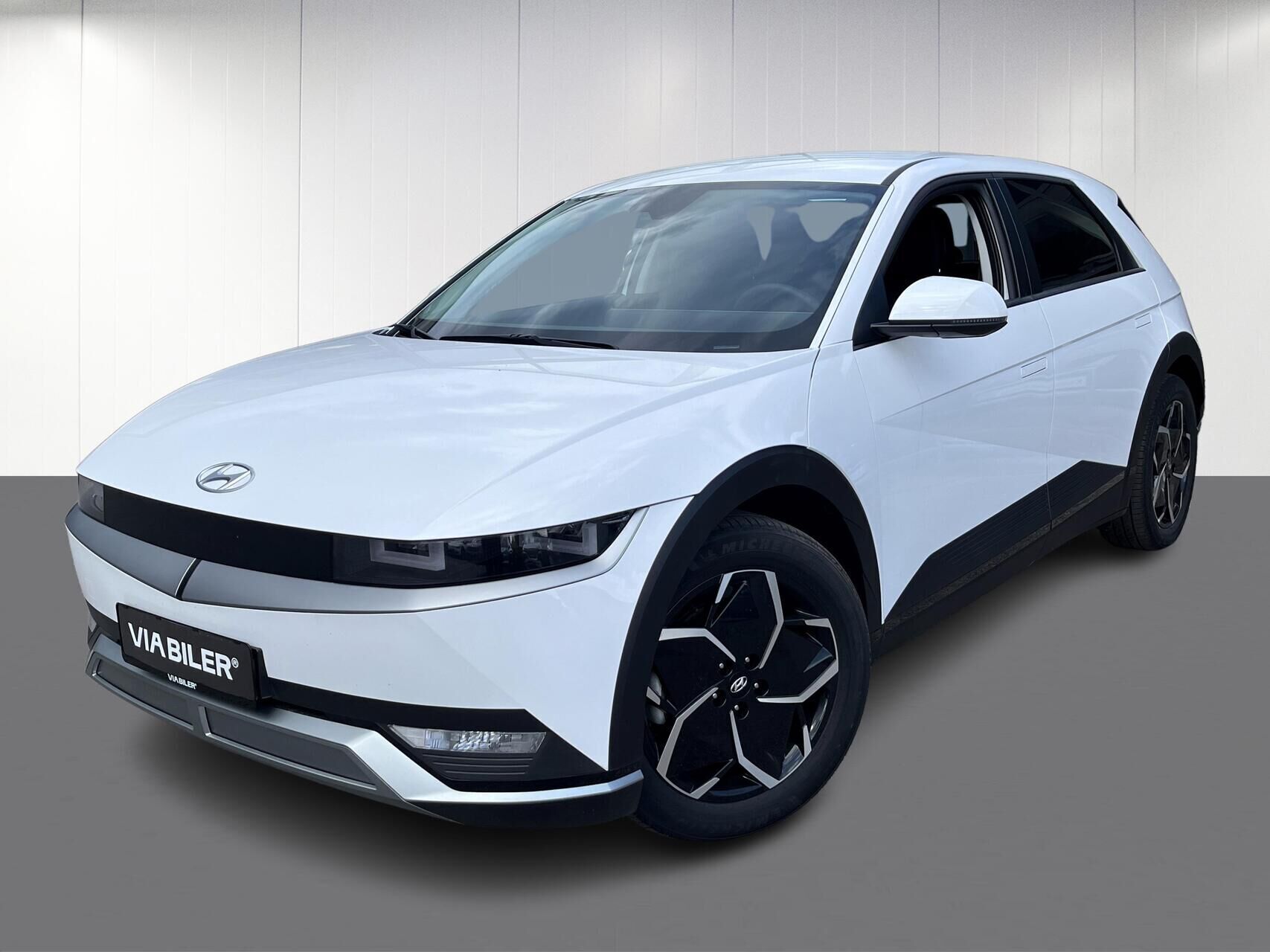 Hyundai Ioniq 5 Electric 77,4 kWh Essential 229HK 5d Aut.